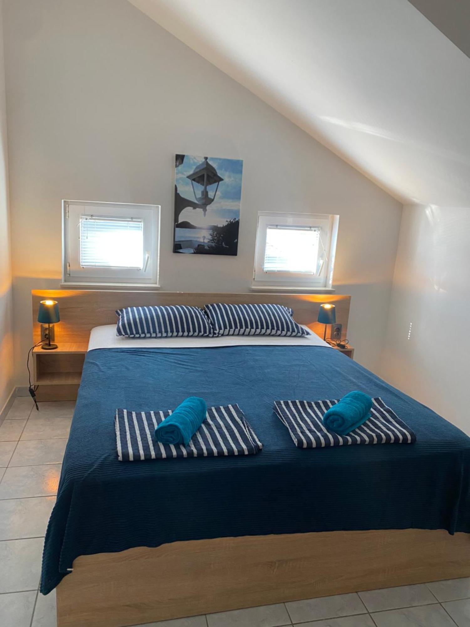 Villa Ante Apartments Blace Bagian luar foto